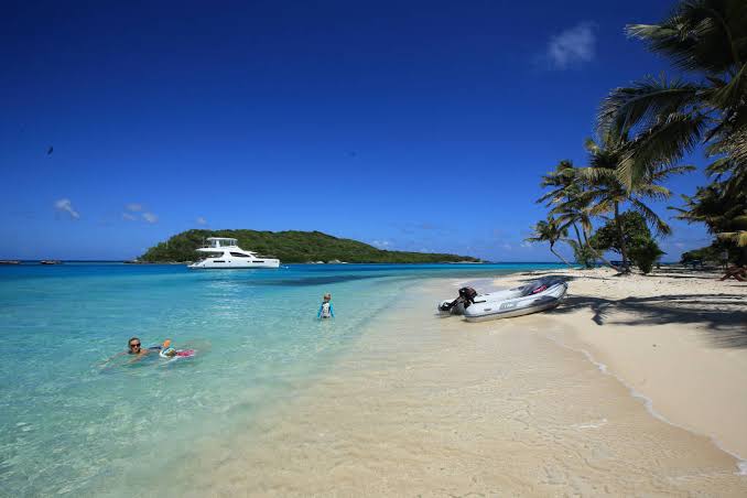 the beaches in st lucia